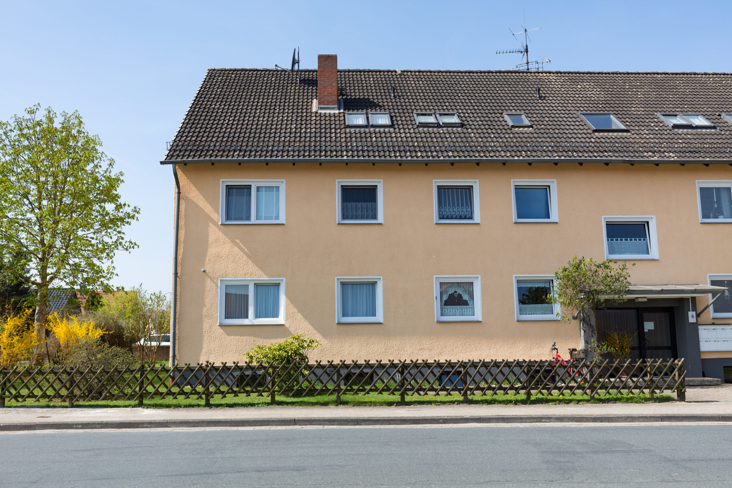 Old,Apartment,Building,From,The,1970s,In,Germany